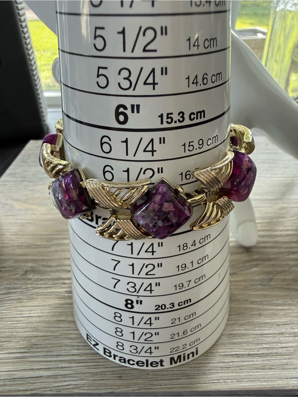 Vintage Coro Gold-Tone Bracelet with Purple  Lucite Confetti Stones - Picture 7 of 7